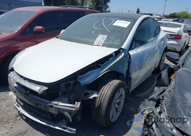 5YJYGDEE9LF015631: 42269853