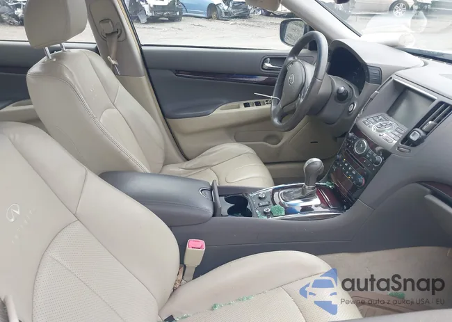 JN1CV6AR3DM761007: 42269074