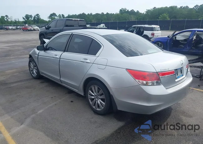 1HGCP2F72CA011123: 42269120