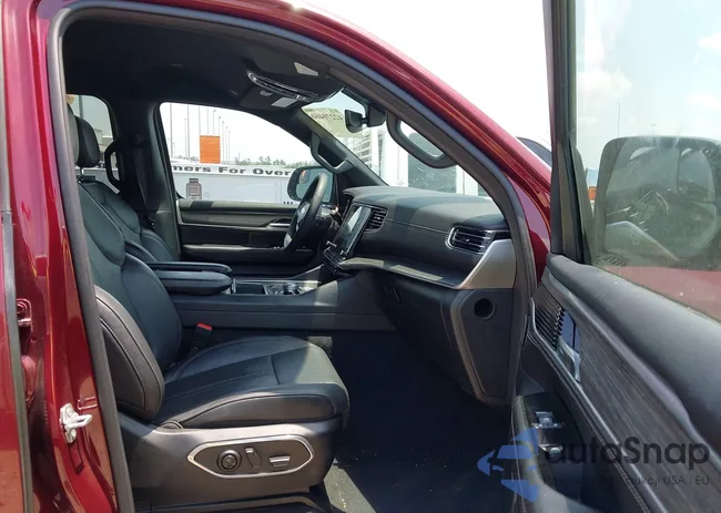 1C4SJSBP5PS541037: 42270460