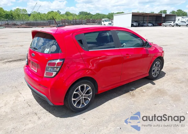 1G1JD6SH6J4120998: 42270614