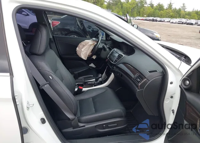 JHMCR6F76HC013354: 42270656