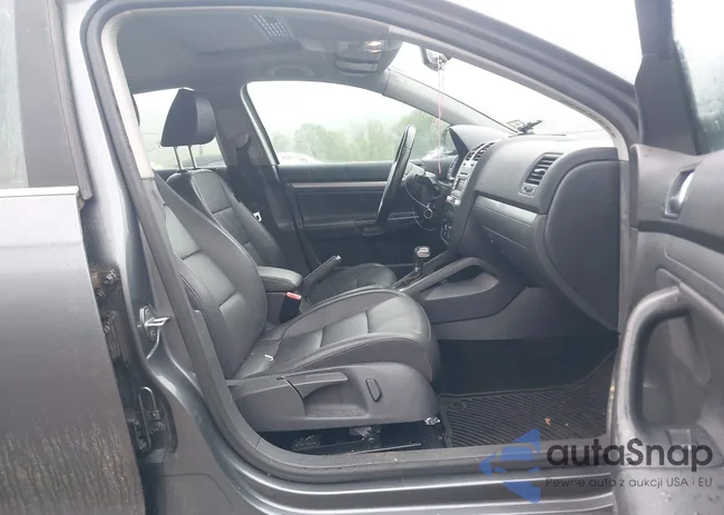 3VWRZ71K49M170455: 42270680