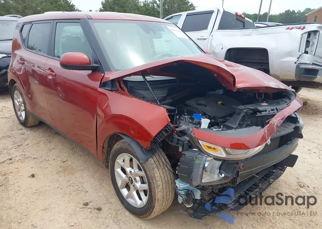 KNDJ23AU4L7118131: 42270682