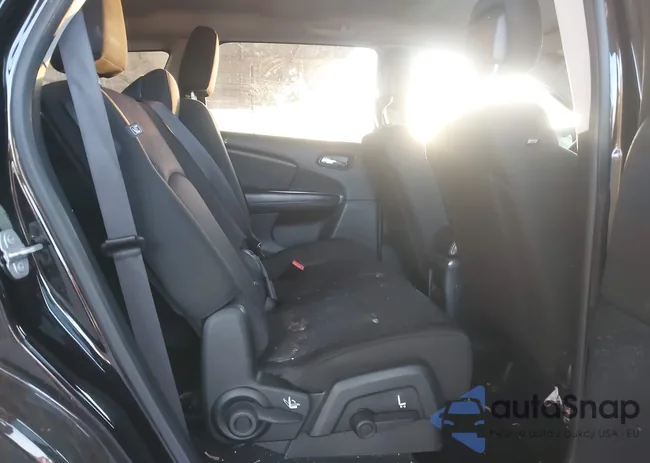 3C4PDCAB0KT870096: 42270752