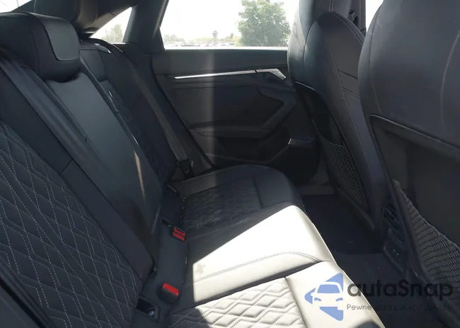 WAUJ3DGY3PA148997: 42270808