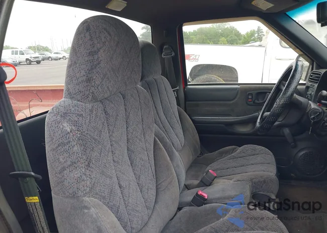 1GTCS14561K182425: 42270812