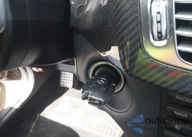 WDDLJ7EB6CA024823: 42270867