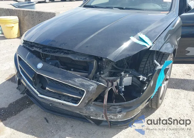 WDDLJ7EB6CA024823: 42270867