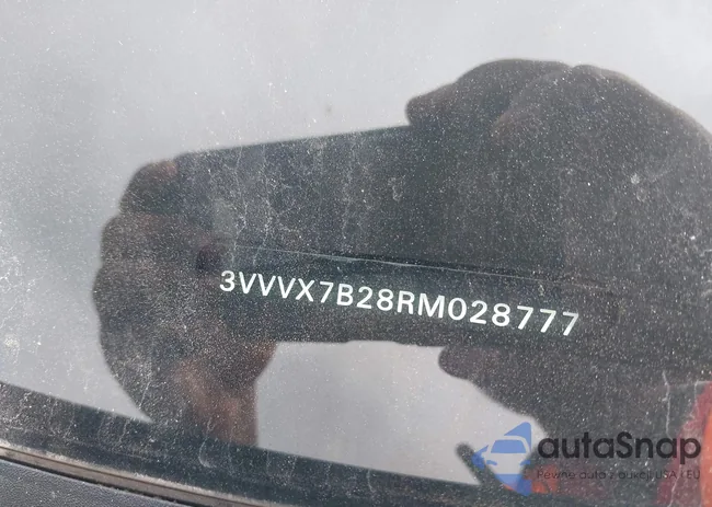 3VVVX7B28RM028777: 42269930