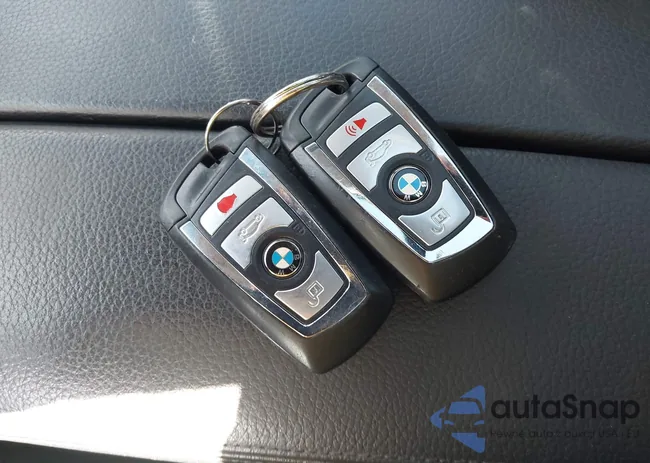 WBA5M2C53ED085555: 42270121