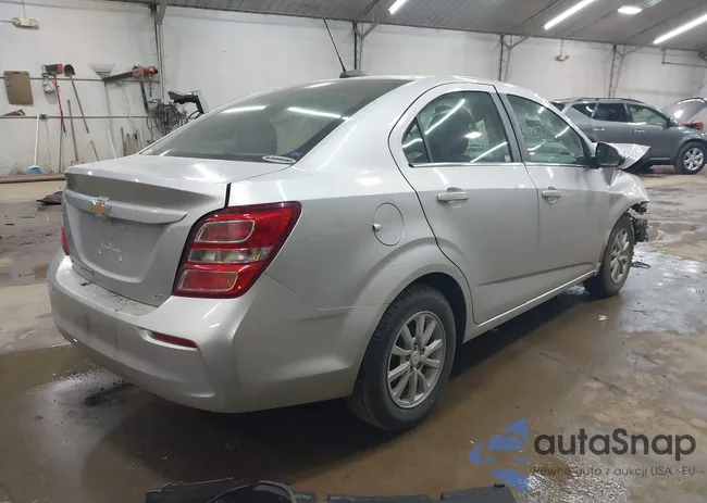 1G1JC5SB1H4112939: 42270146