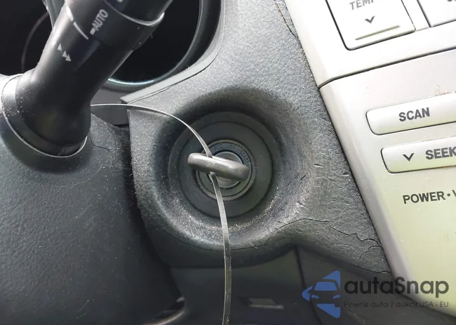 2T2GK31U29C063272: 42270162