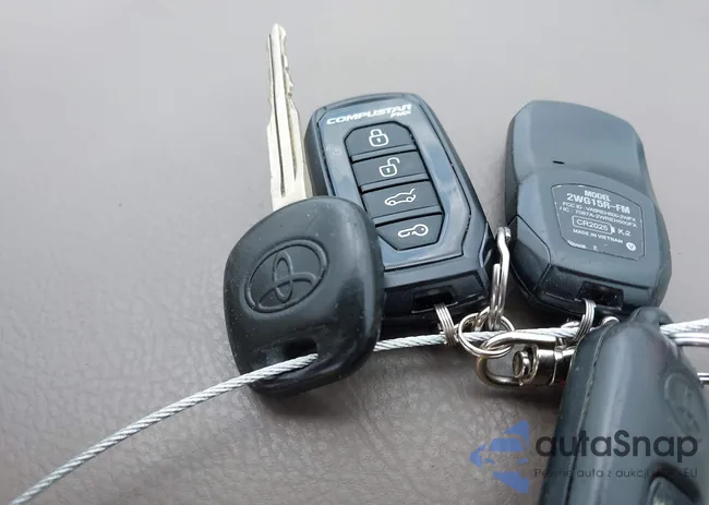 2T1BR32EX6C645052: 42270270