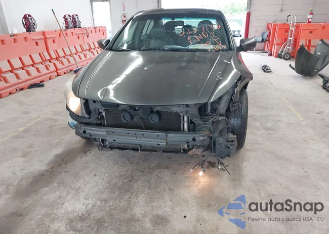 1HGCP26848A149441: 42271302