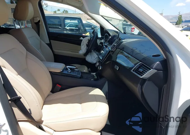 4JGDF6EE0KB238926: 42271326