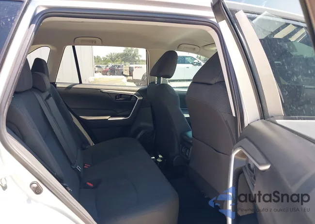 2T3F1RFV5RW441937: 42271352