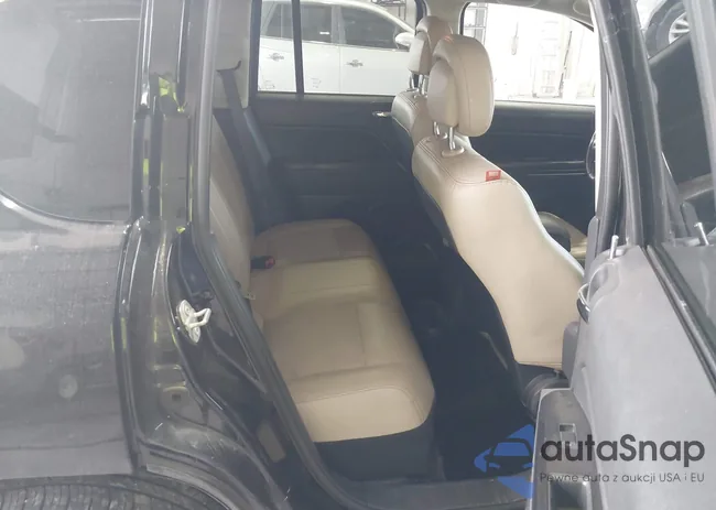 1C4NJDBB3GD730867: 42271601