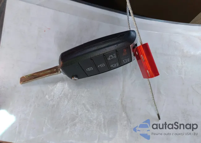 KNDMB5C11F6059352: 42271663