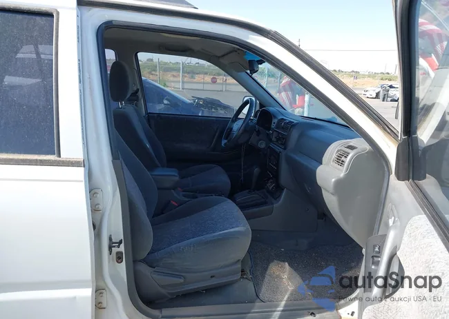 4S2CK58W8Y4300441: 42271723