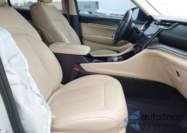 1C4RJKBG5M8186488: 42271087