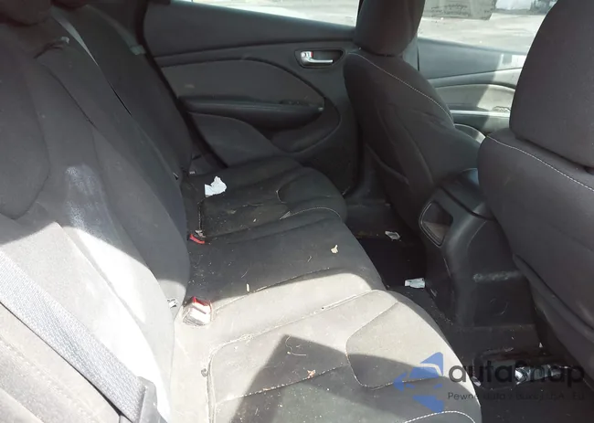 1C3CDFBH9DD319424: 42271112