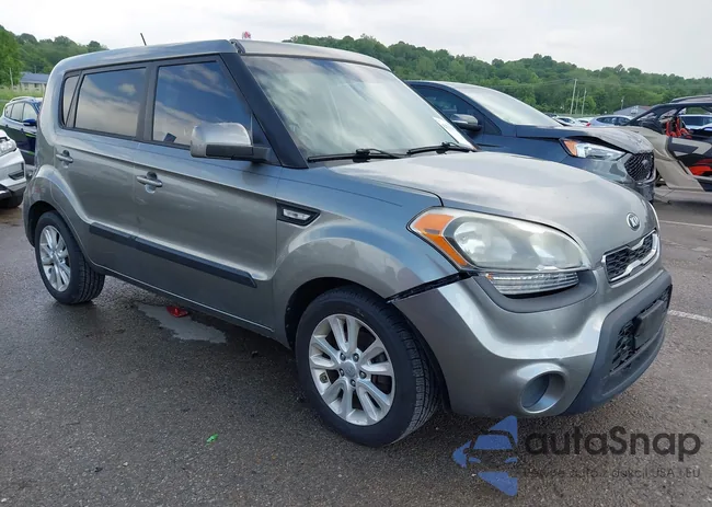 KNDJT2A57D7551959: 42271167