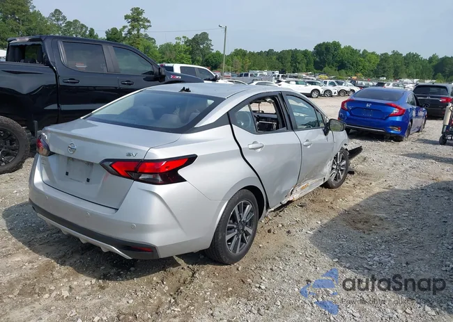 3N1CN8EV0ML812198: 42271200