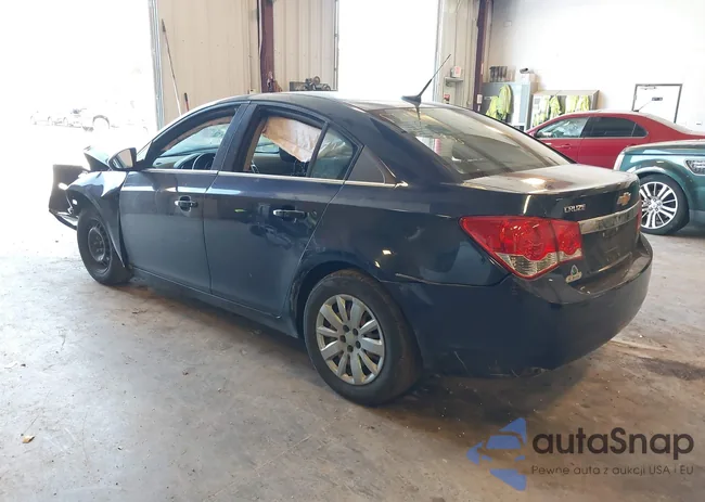 1G1PF5S98B7197010: 42272410