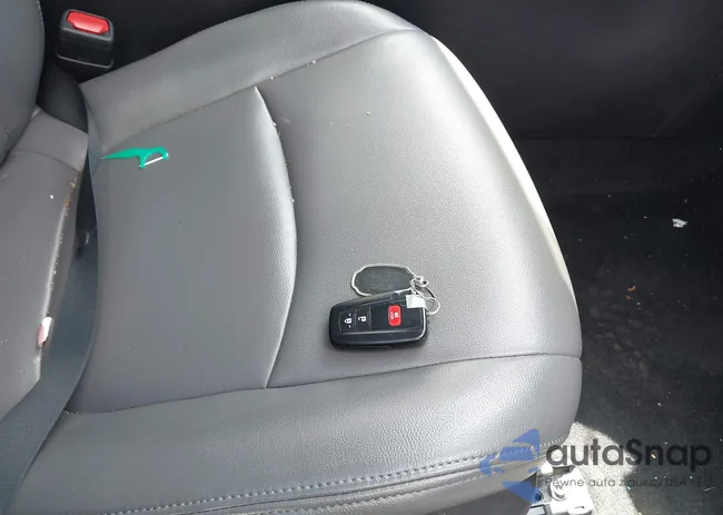 2T3W1RFV0LC081789: 42272557