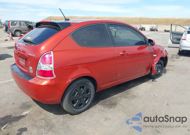 KMHCM3AC5BU189036: 42272585