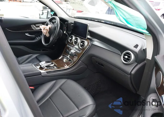 WDC0G4KB7GF093215: 42272812