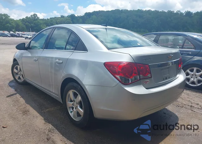 1G1PC5SB9E7349120: 42273366