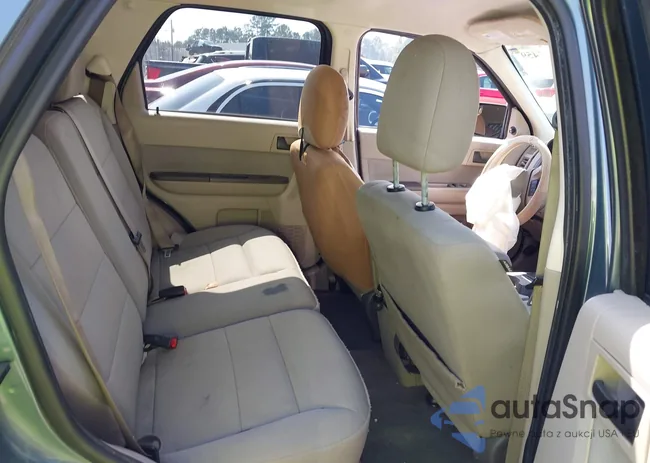 1FMCU9D74AKB50014: 42273459