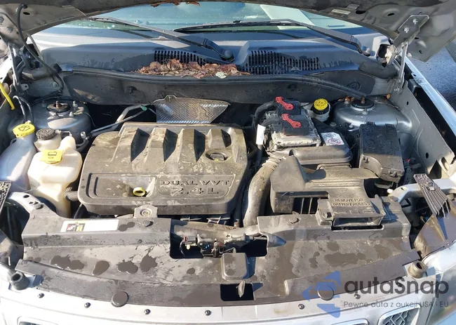 1C4NJDEB6GD718725: 42273477