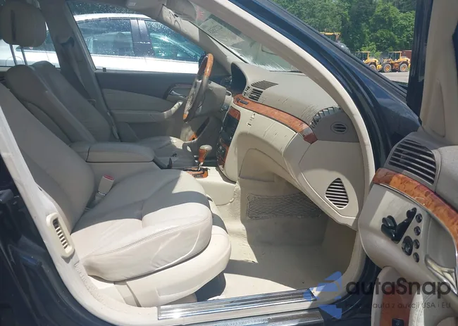 WDBNG83J25A450351: 42273503