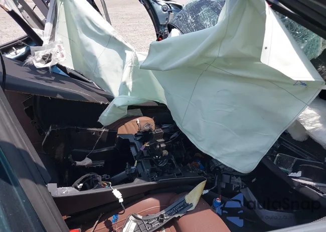 5UX23EU03R9V51425: 42273516