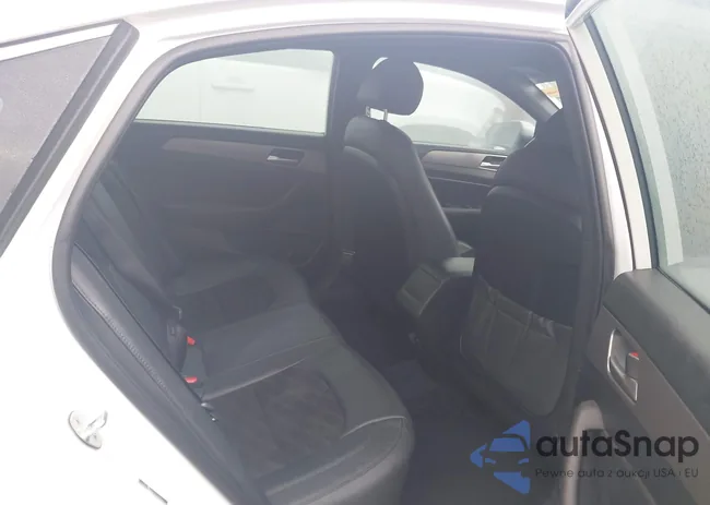 5NPE34AF6JH689554: 42273772