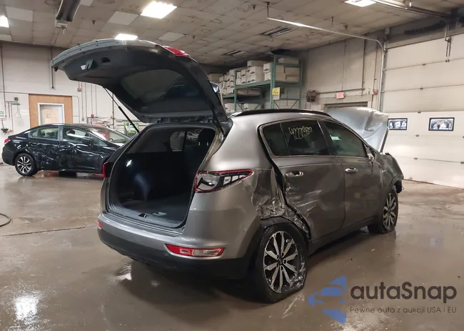 KNDPNCACXK7550830: 42273807