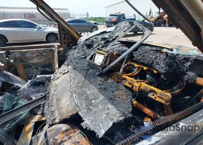 5LMFU27588LJ10177: 42273073