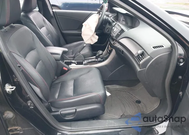 1HGCR2F18HA162190: 42274588