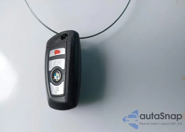 5UXWX7C58E0E82313: 42274701