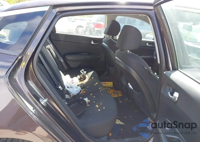 KNAGT4L31J5233910: 42274734