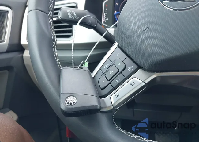 1V2JE2CA6PC201320: 42274856