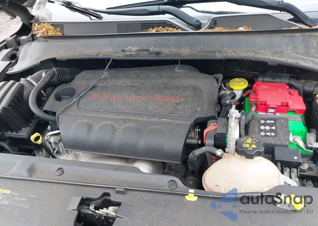 3C4NJDBB8KT828747: 42273871