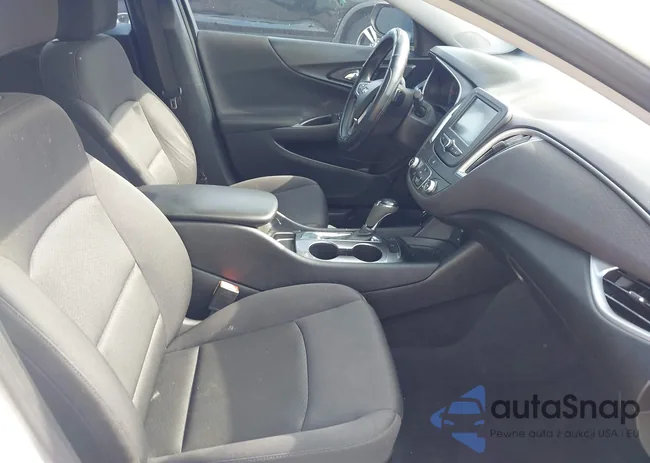 1G1ZB5ST5HF218359: 42273942