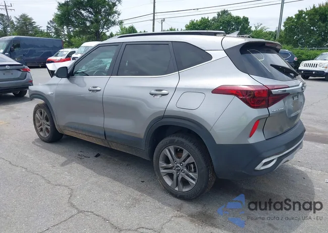 KNDEUCAA9M7084593: 42274041