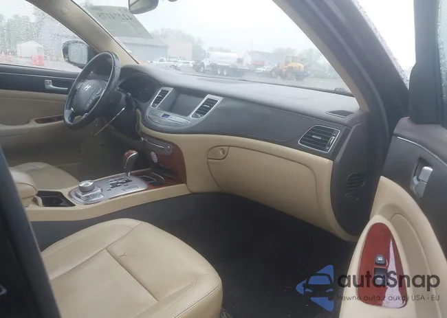 KMHGC4DD4CU207302: 42274175