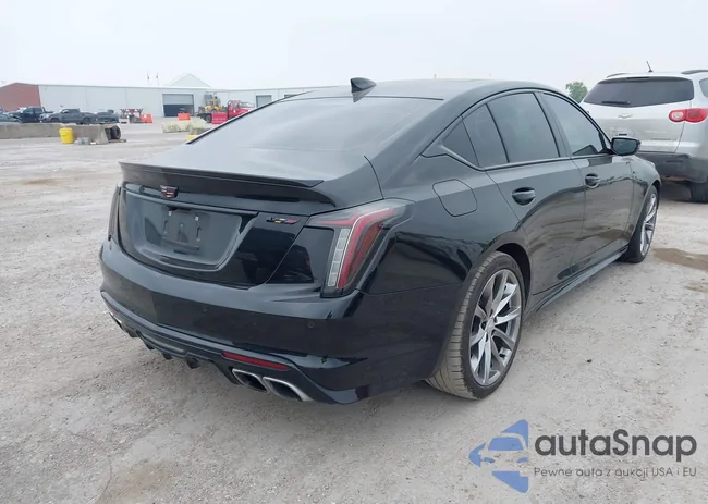 1G6DR5RW9L0145203: 42275331