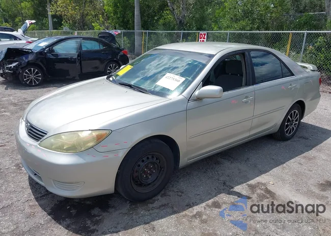 4T1BE30K35U510738: 42275360